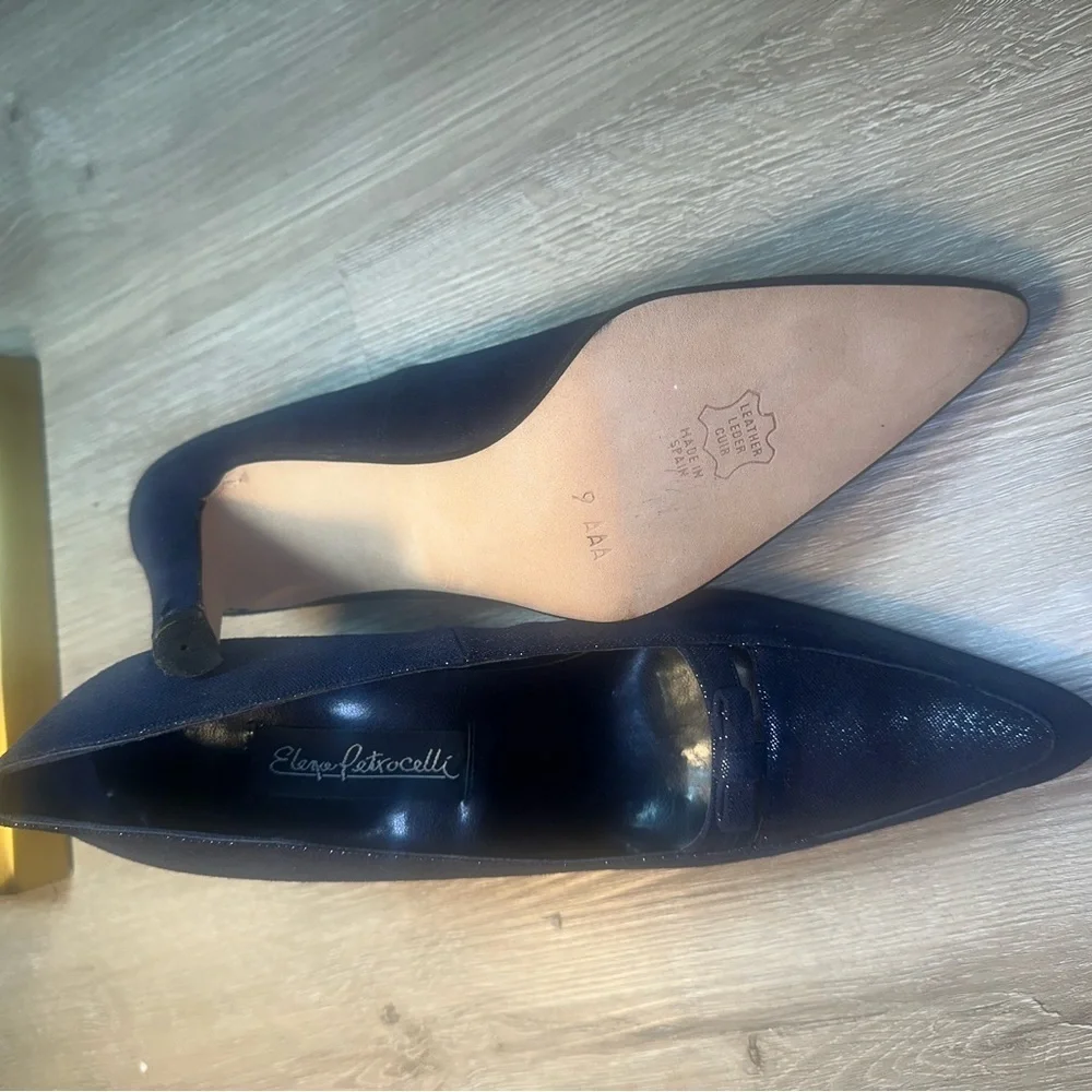 Elena Petrocelli Navy Leather Pumps 9 AAAA Extra Narrow 3.5” Heel Made in Spain